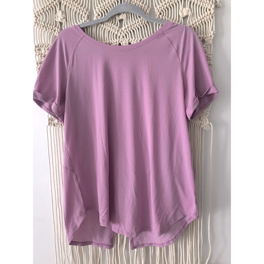 🌸 LULULEMON lightweight short sleeve